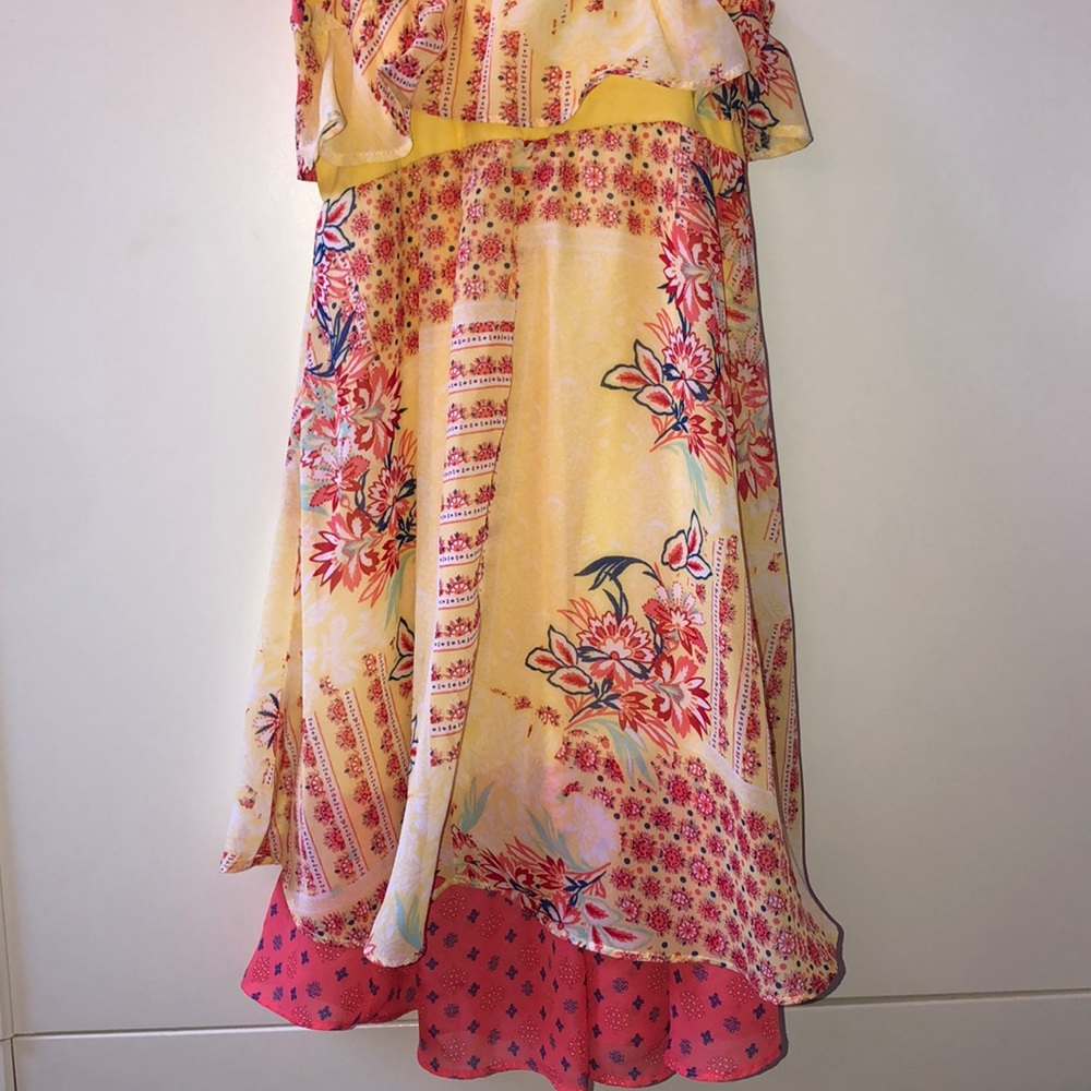 Dress - Picture 3 of 3